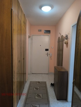 3 dormitoare Tri ciuciura - iug, Stara Zagora 6