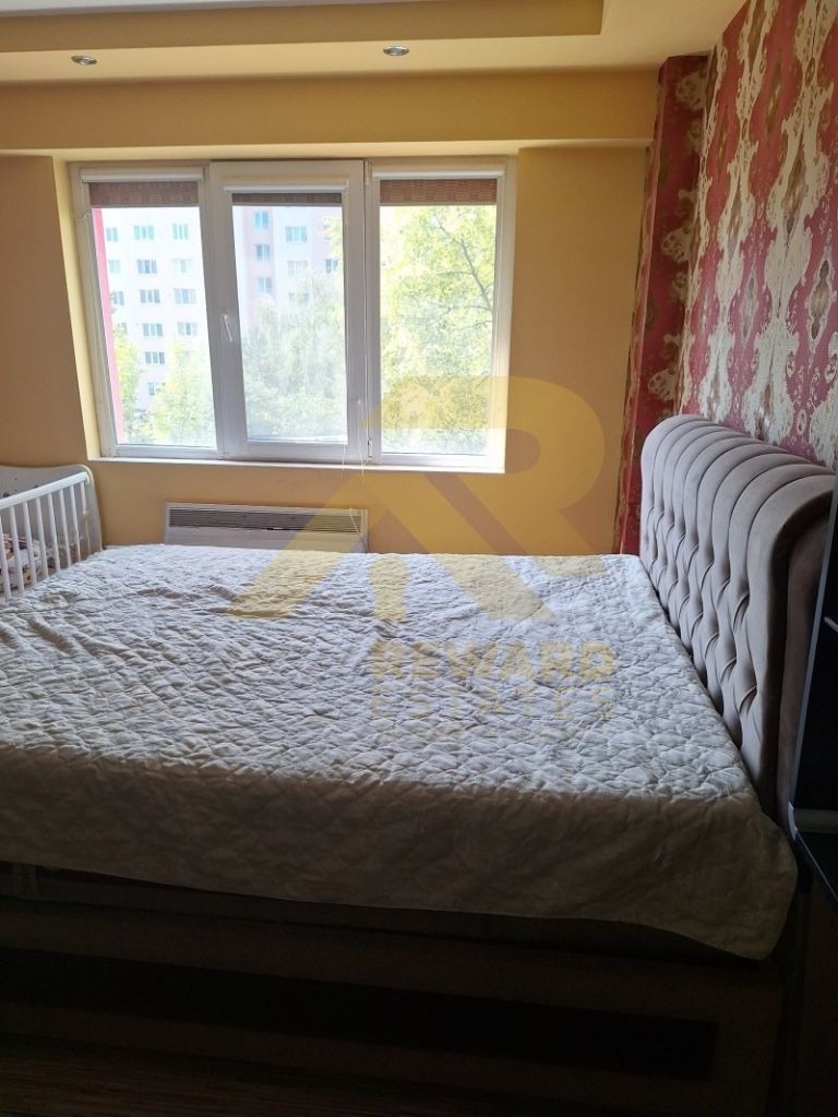 Продава 2-СТАЕН, гр. Перник, Изток, снимка 2 - Aпартаменти - 48405471