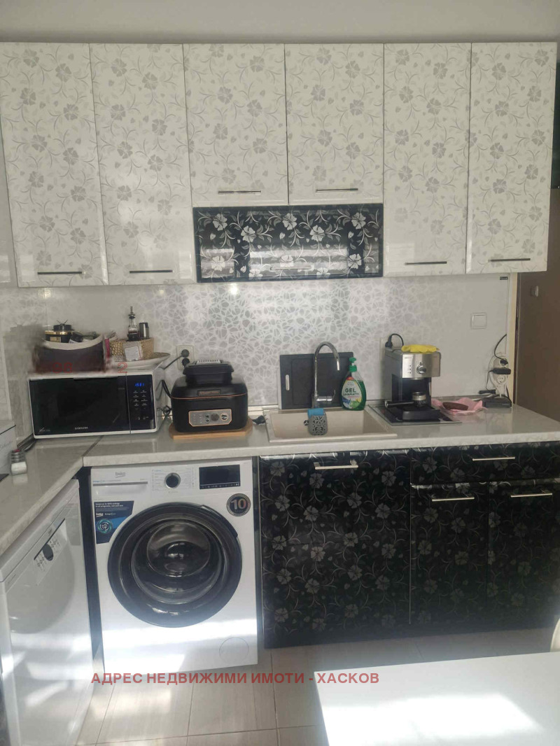 Продава 2-СТАЕН, гр. Димитровград, област Хасково, снимка 2 - Апартаменти - 52306578