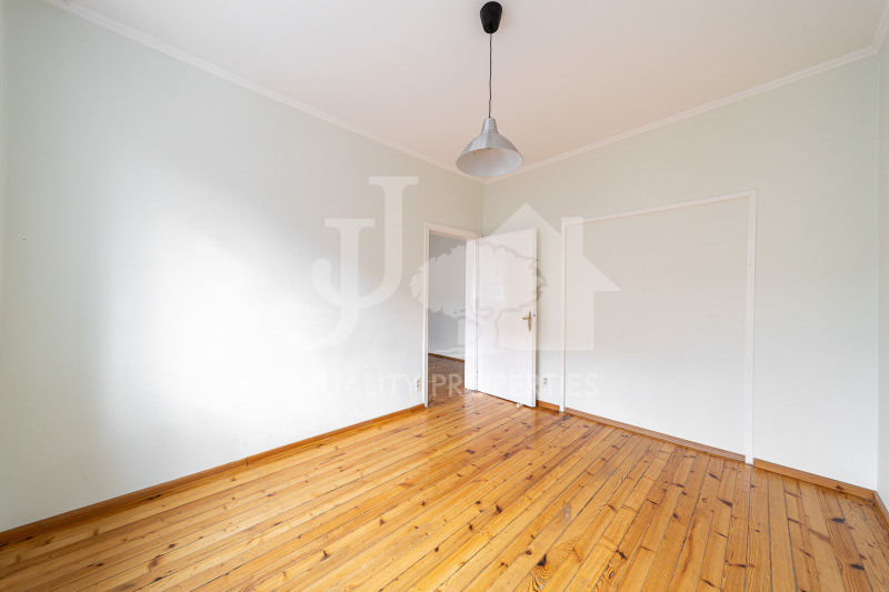 Продава 3-СТАЕН, гр. София, Докторски паметник, снимка 10 - Апартаменти - 53511095