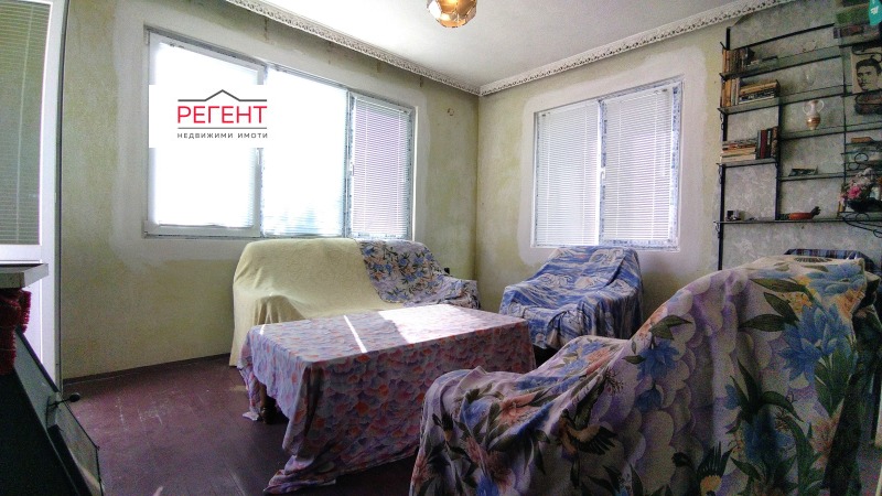 Продава ЕТАЖ ОТ КЪЩА, гр. Дряново, област Габрово, снимка 4 - Етаж от къща - 53449978