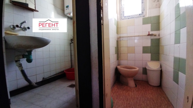 Продава ЕТАЖ ОТ КЪЩА, гр. Дряново, област Габрово, снимка 10 - Етаж от къща - 53449978