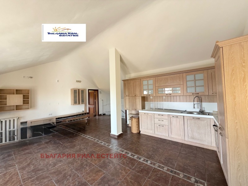 Продава КЪЩА, гр. София, Горна баня, снимка 14 - Къщи - 52487217