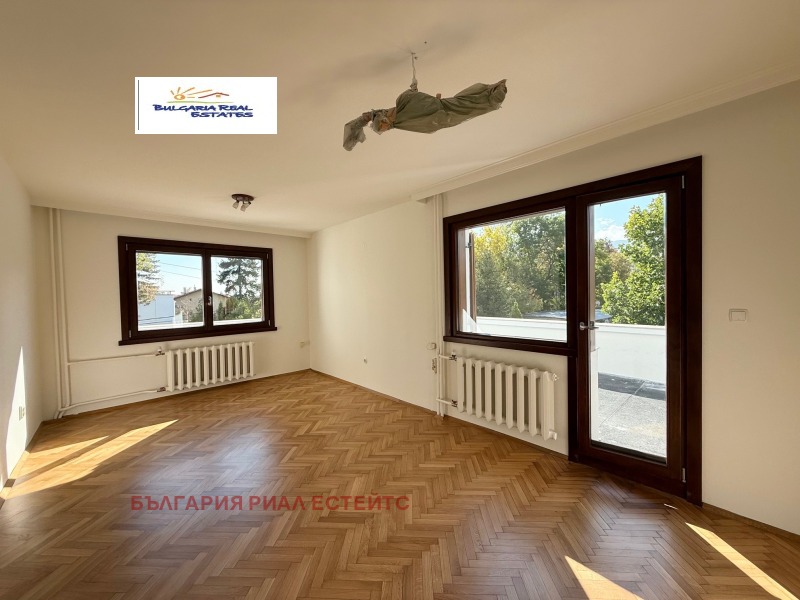 Продава КЪЩА, гр. София, Горна баня, снимка 10 - Къщи - 52487217