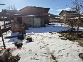 House Batanovtsi, region Pernik 5