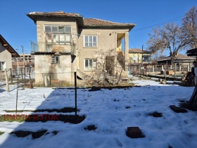 House Batanovtsi, region Pernik 1