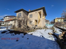 House Batanovtsi, region Pernik 4