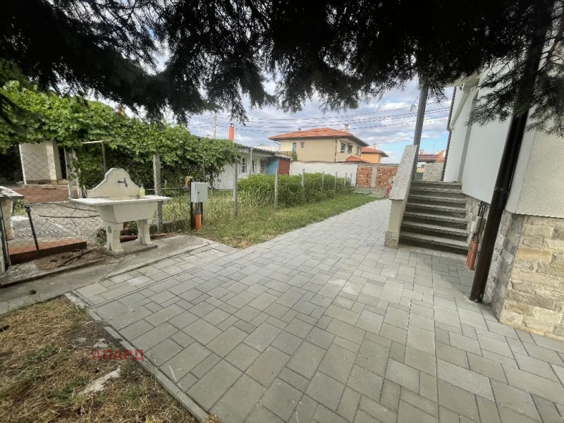 Продава КЪЩА, гр. Божурище, област София област