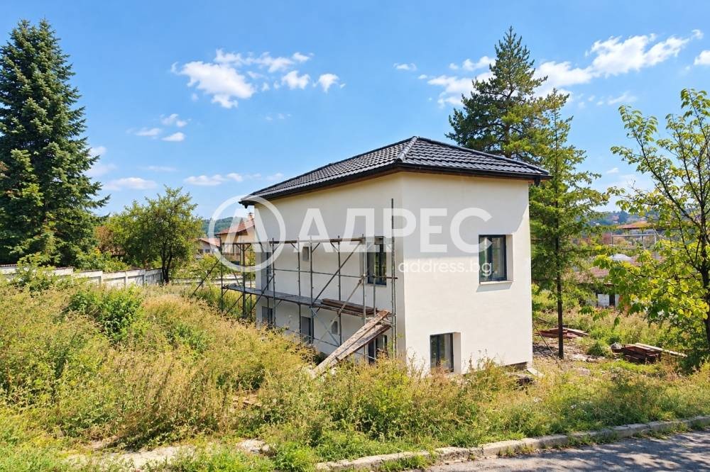 Продава КЪЩА, гр. София, гр. Банкя