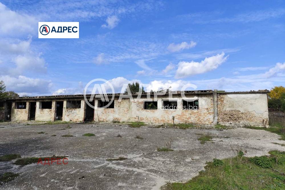 Продава ПРОМ. ПОМЕЩЕНИЕ, с. Водица, област Варна, снимка 5 - Производствени сгради - 53914775