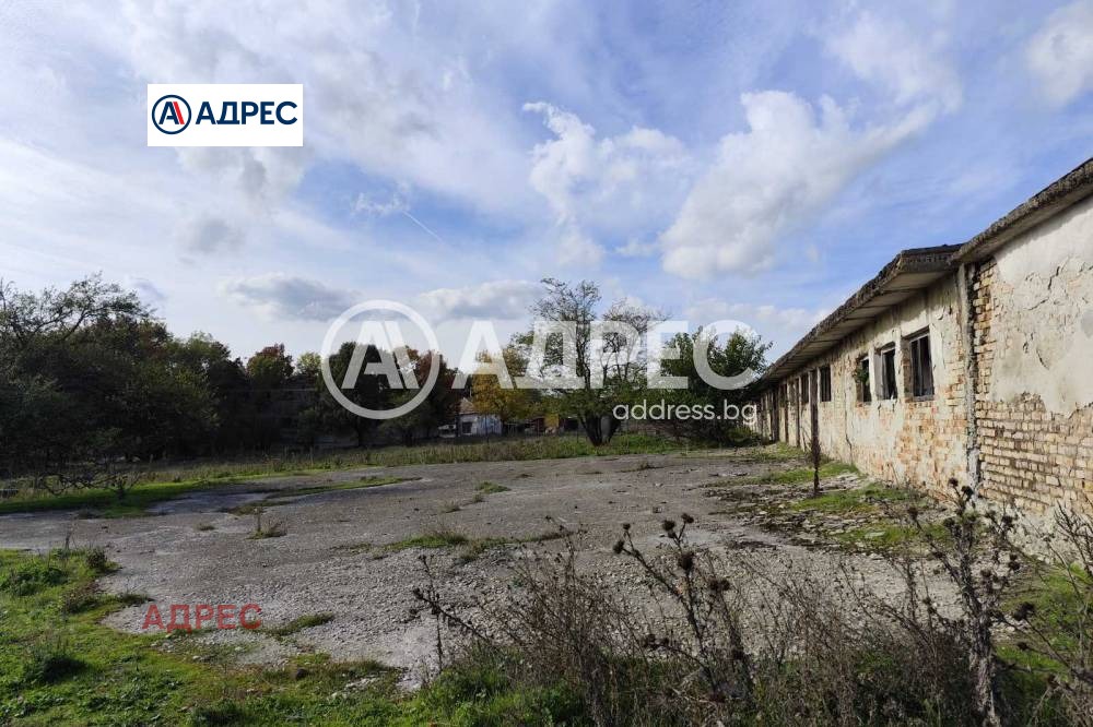 Продава ПРОМ. ПОМЕЩЕНИЕ, с. Водица, област Варна, снимка 6 - Производствени сгради - 53914775