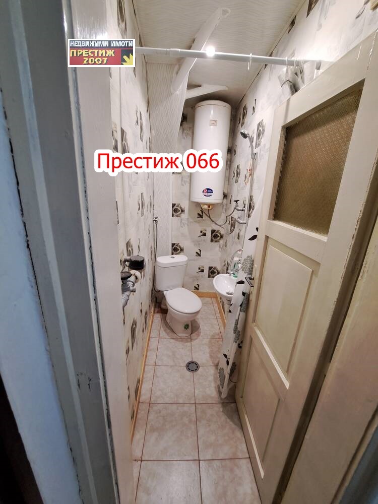 Продава  2-стаен град Шумен , Център , 60 кв.м | 45323981 - изображение [8]