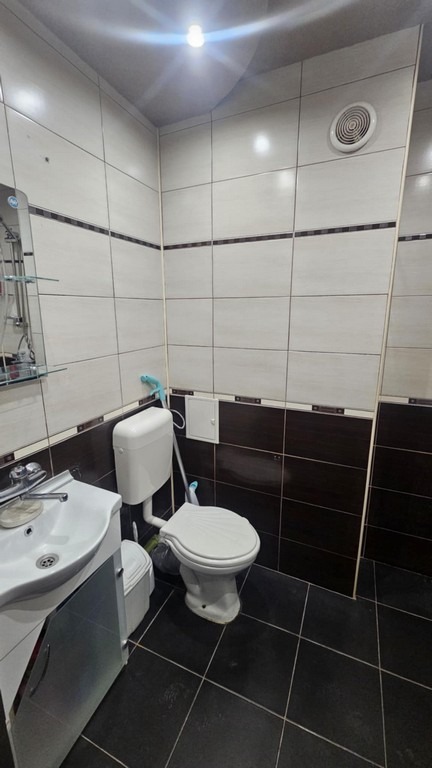 Продава 3-СТАЕН, гр. Кърджали, Възрожденци, снимка 15 - Апартаменти - 56114143