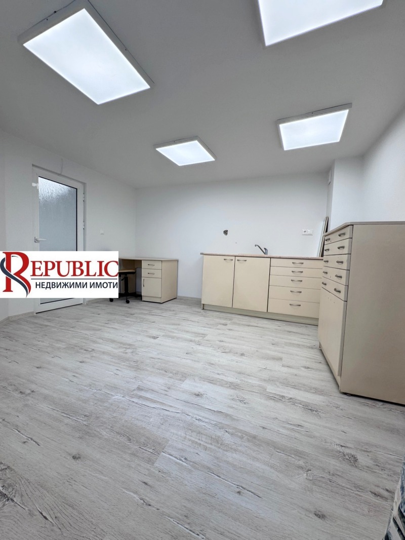 Te koop  Kantoor Varna , Kolchozen pazar , 90 m² | 19254401 - afbeelding [4]