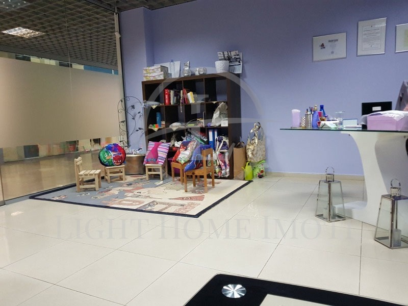 Продава МАГАЗИН, гр. Пловдив, Център, снимка 6 - Магазини - 52040538