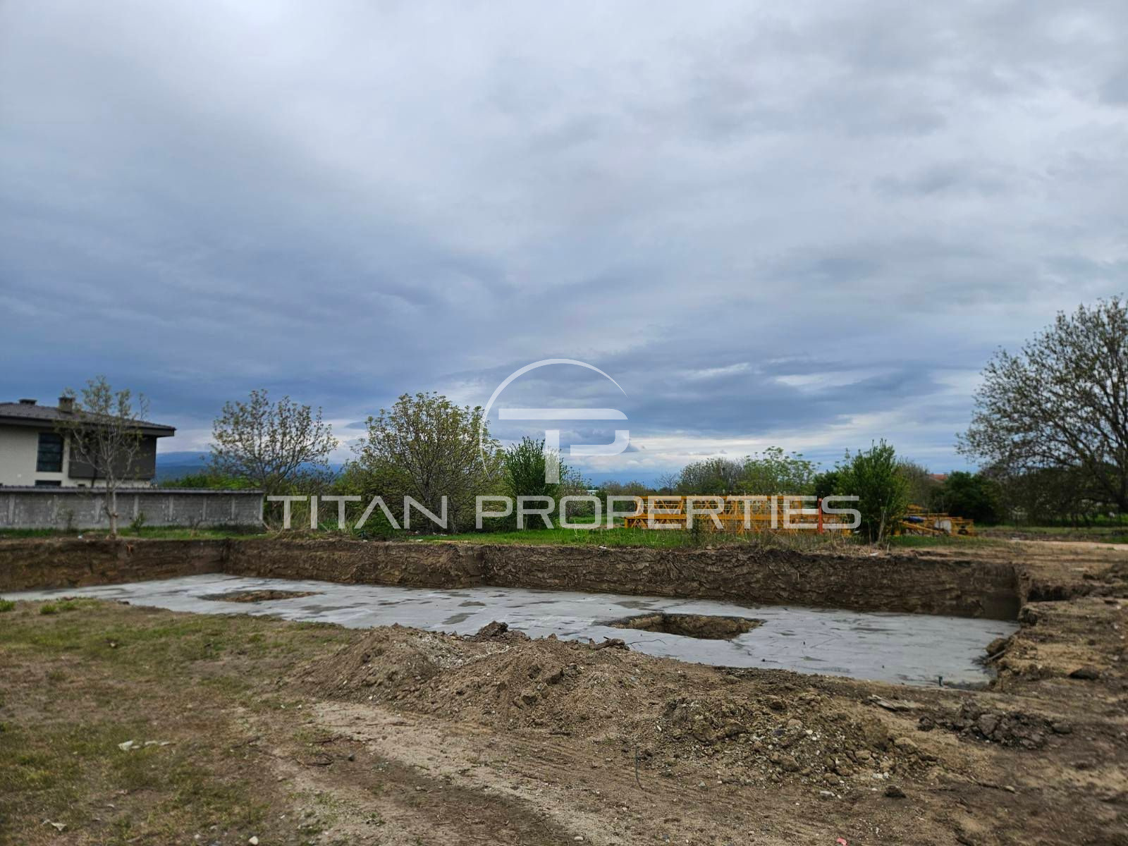 Продава 3-СТАЕН, гр. Пловдив, Прослав, снимка 2 - Апартаменти - 54351116