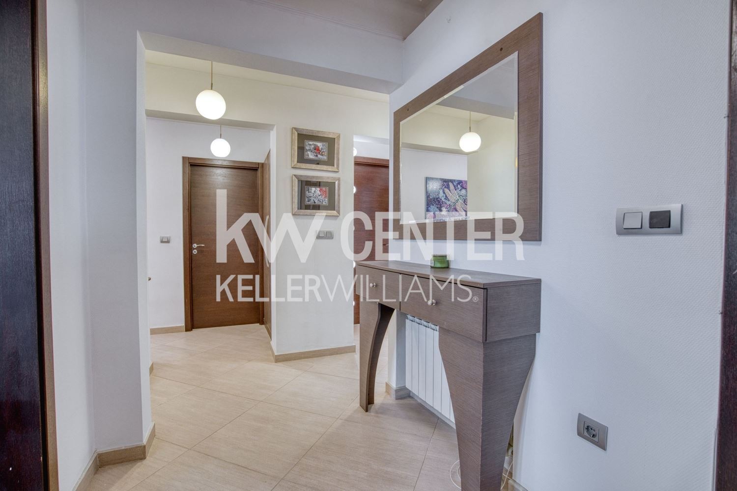 Продава МНОГОСТАЕН, гр. София, Център, снимка 15 - Апартаменти - 56079678