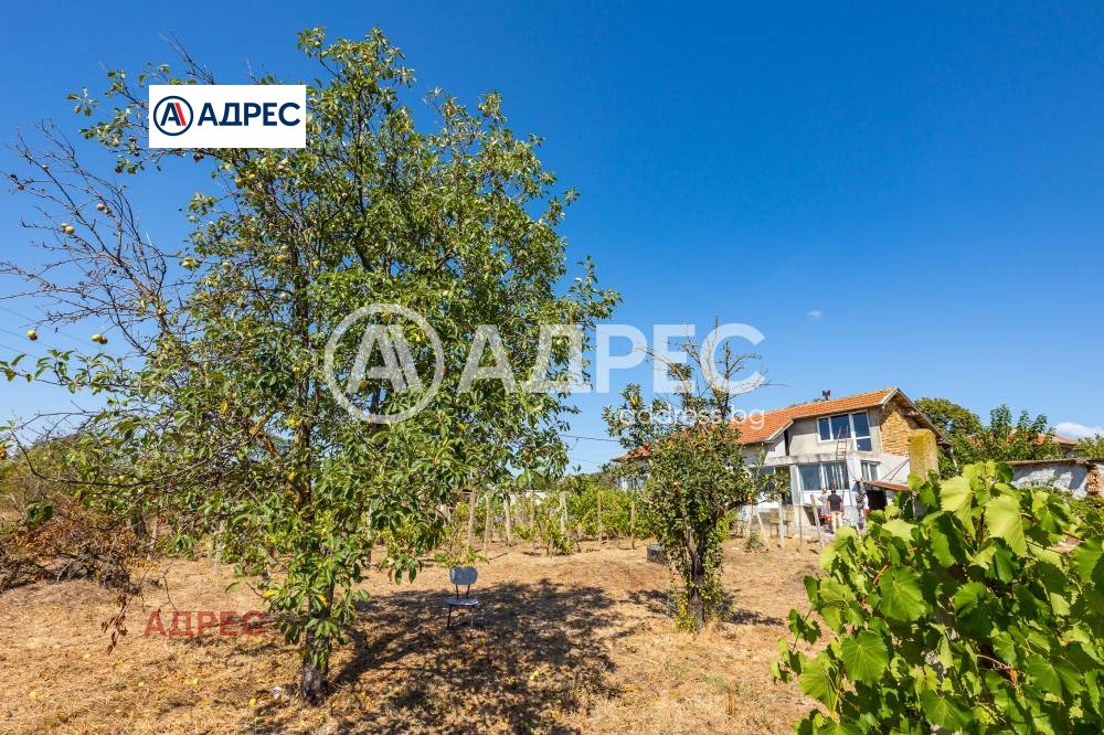 Продава КЪЩА, с. Близнаци, област Варна