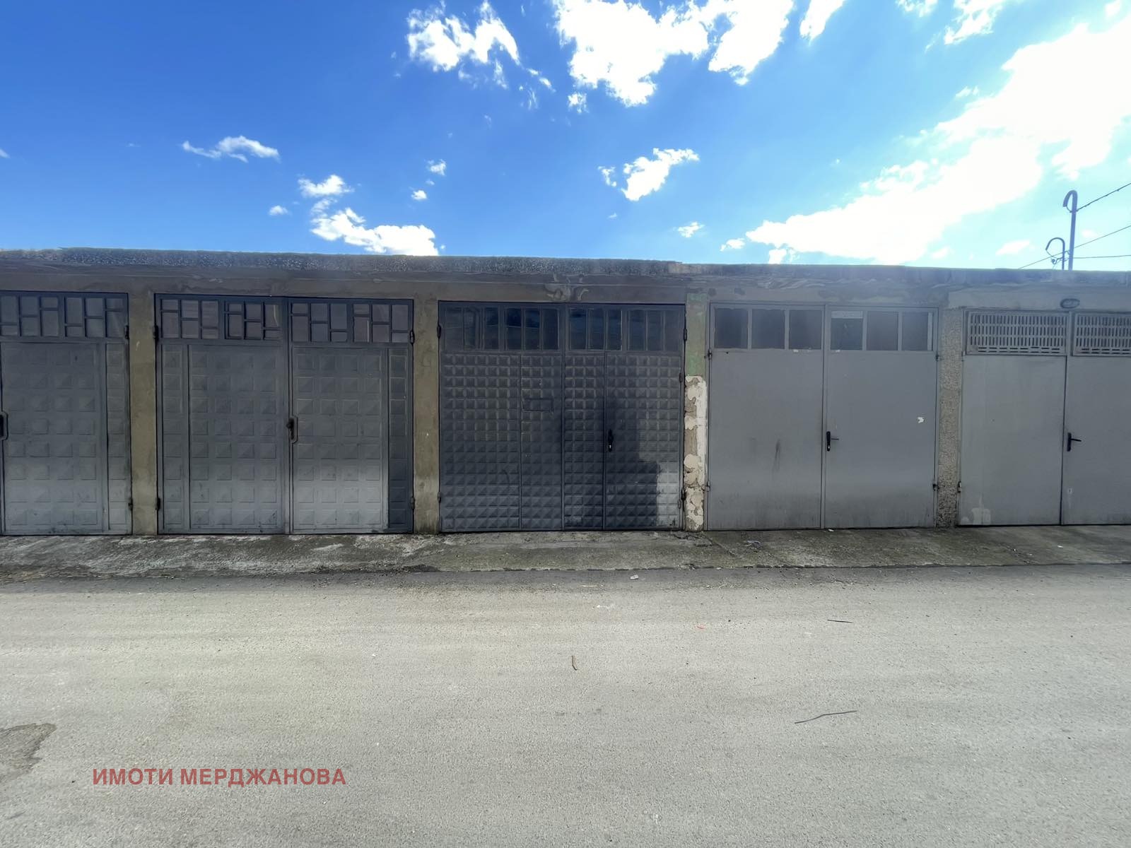 Продава ГАРАЖ, ПАРКОМЯСТО, гр. Нова Загора, област Сливен, снимка 3 - Гаражи и паркоместа - 55686532