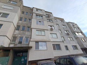 1 soverom Kostinbrod, region Sofia 9