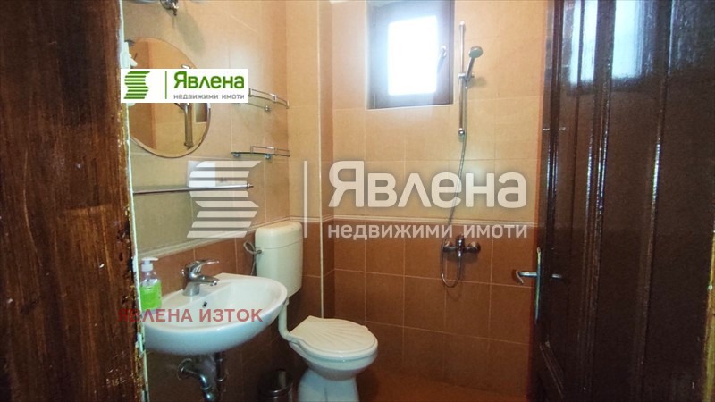 Till salu  Hus Golv Sofia , Krasno selo , 86 kvm | 35838427 - bild [13]