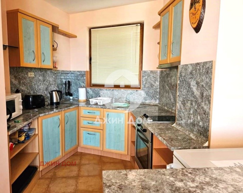 Продава КЪЩА, с. Кошарица, област Бургас, снимка 3 - Къщи - 46700969