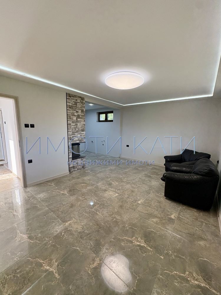 Продава КЪЩА, с. Егълница, област Перник, снимка 5 - Къщи - 52822140