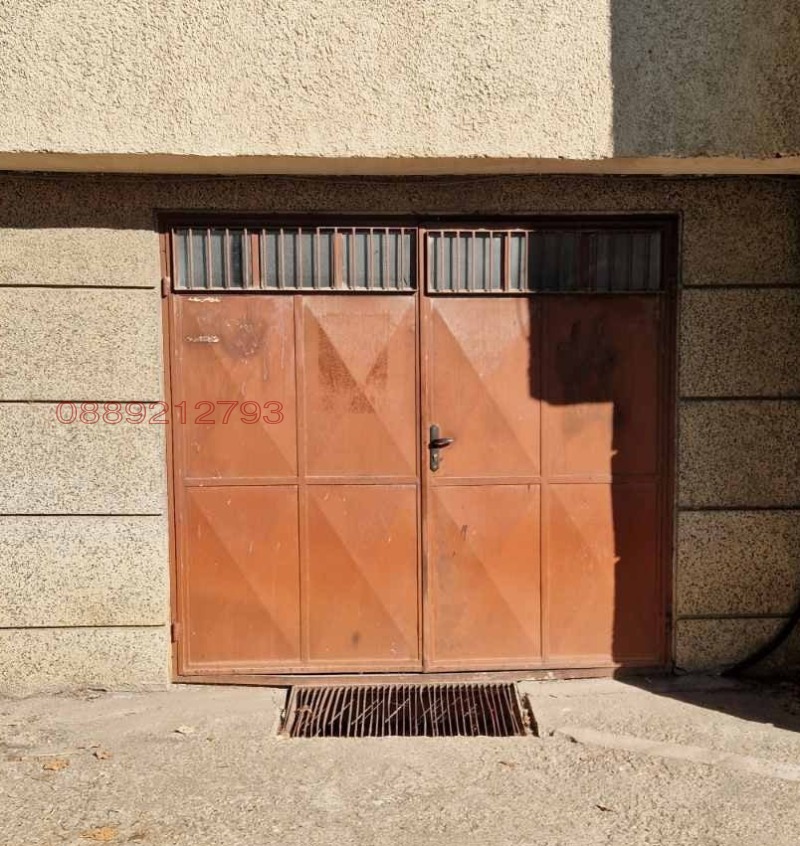 Продава ГАРАЖ, ПАРКОМЯСТО, гр. Русе, Чародейка - Юг