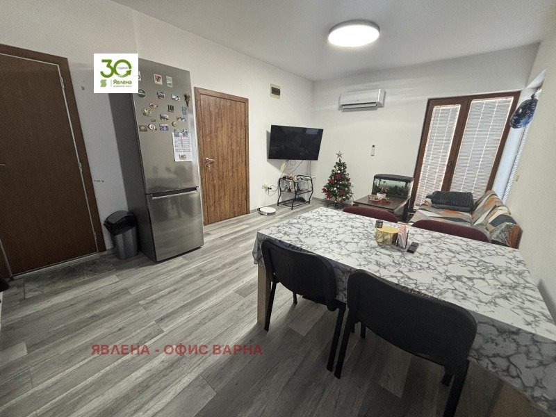 Till salu  Hotell Varna , m-t Alen mak , 371 kvm | 61727619 - bild [8]