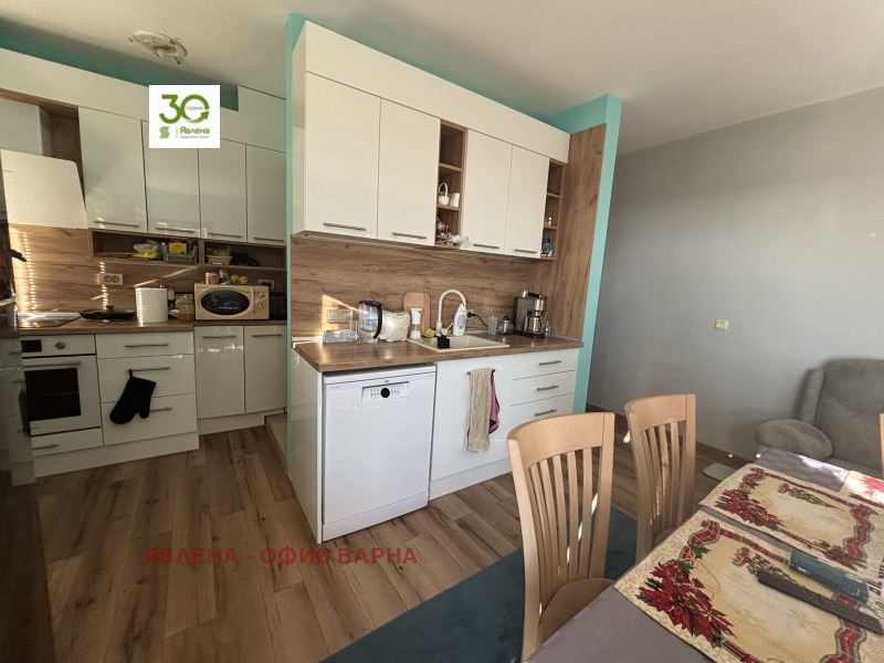 Till salu  Hotell Varna , m-t Alen mak , 371 kvm | 61727619 - bild [4]