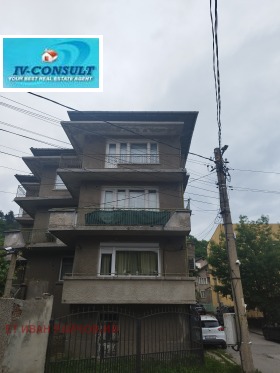 Hausboden Dupniza, region Kjustendil