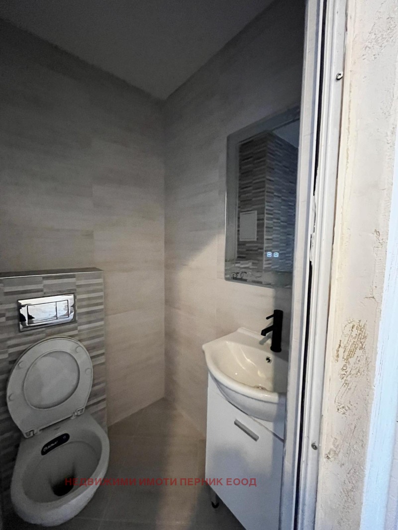 Продава  3-стаен град Перник , Изток , 60 кв.м | 59460071 - изображение [7]