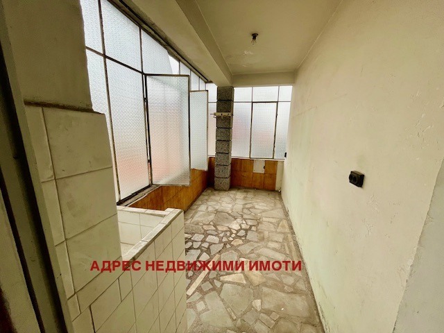 Продава КЪЩА, гр. Стара Загора, Македонски, снимка 2 - Къщи - 48673826