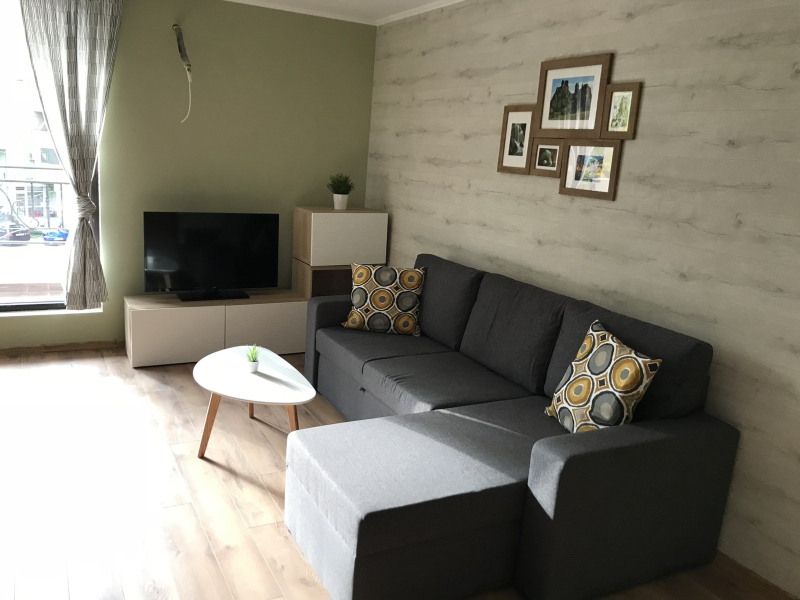 Продава 2-СТАЕН, гр. Пловдив, Център, снимка 2 - Апартаменти - 56113797