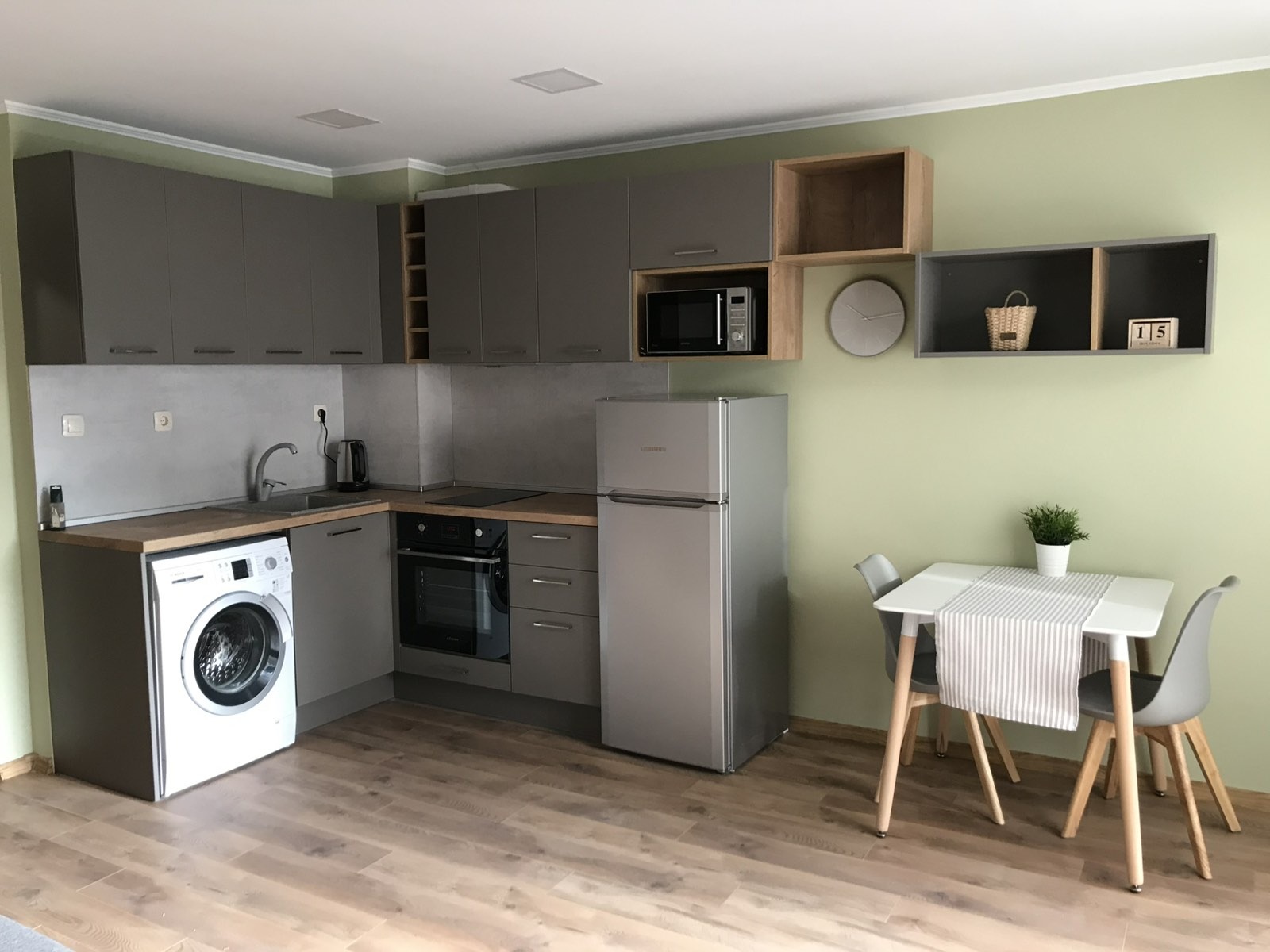 Продава 2-СТАЕН, гр. Пловдив, Център, снимка 3 - Апартаменти - 56113797