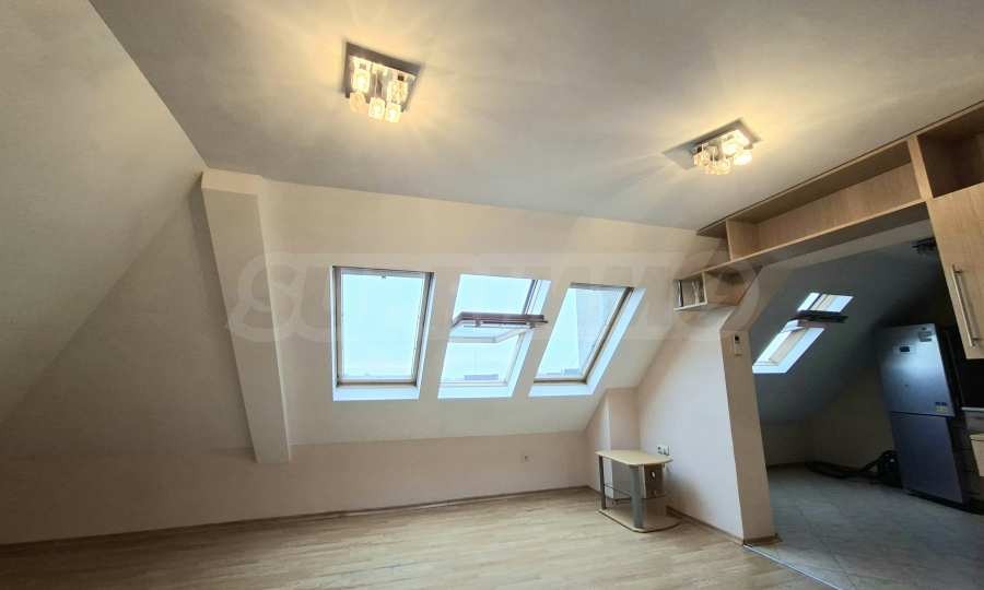 Продава 3-СТАЕН, гр. Варна, Цветен квартал, снимка 2 - Апартаменти - 54206394