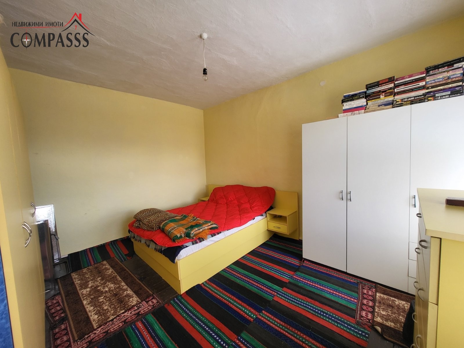 Продава КЪЩА, с. Владимирово, област Добрич, снимка 2 - Къщи - 54228061