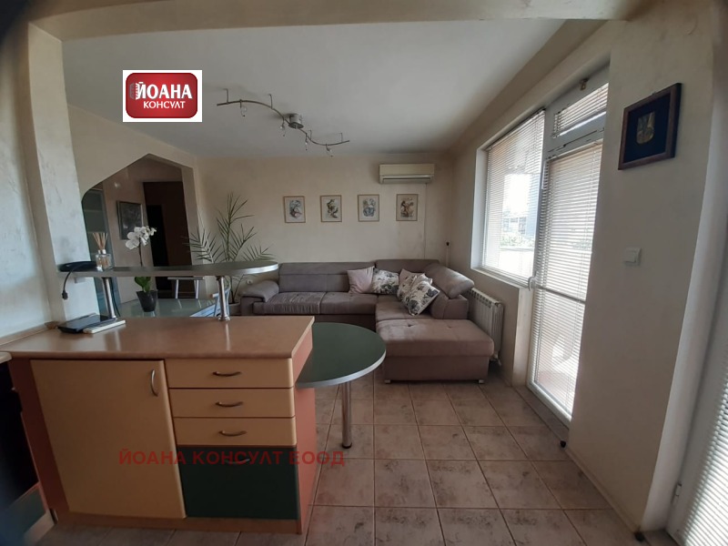 Продава 3-СТАЕН в град Плевен, Широк център - 83 кв.м / 129 990 € » 254 238.34 лв., ЙОАНА КОНСУЛТ ЕООД