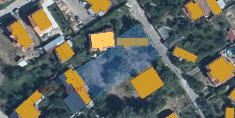 Продава ПАРЦЕЛ в област Пловдив, гр. Карлово - 985 кв.м / 35 785.32 € » 69 990 лв., МЕГИ - СОПОТ