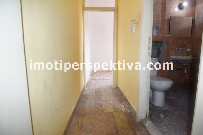 Продава 2-СТАЕН, гр. Пловдив, Кючук Париж, снимка 6 - Апартаменти - 52522167