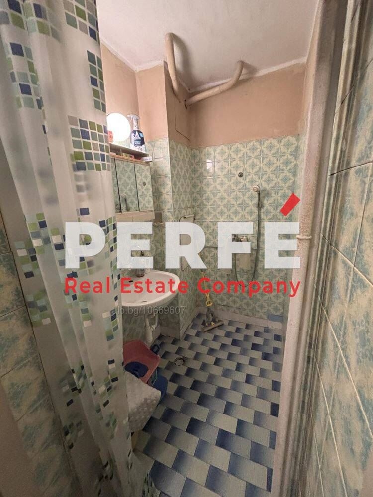 Продава МНОГОСТАЕН, гр. Бургас, Славейков, снимка 8 - Апартаменти - 53858087