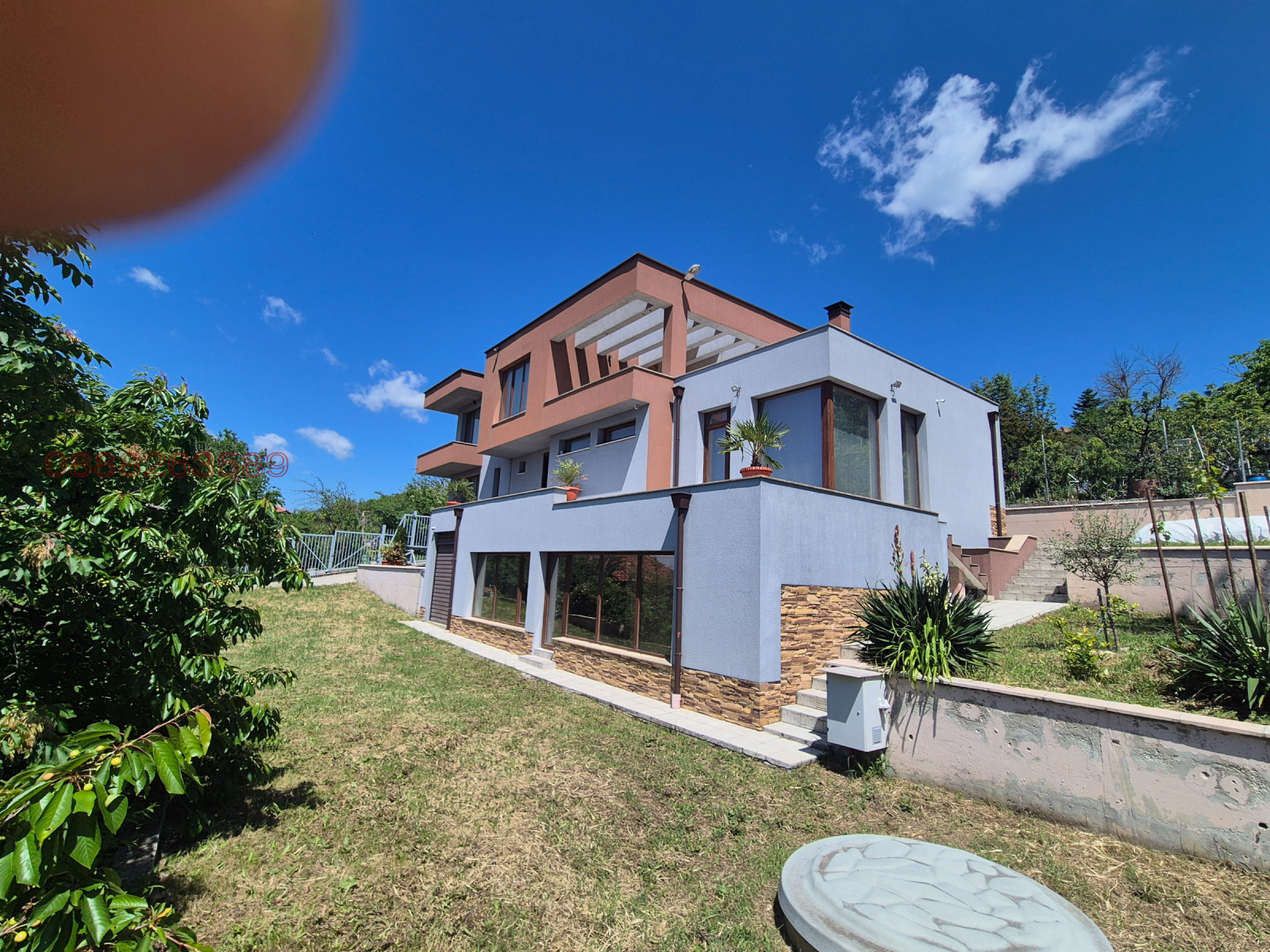Продава КЪЩА, гр. Варна, м-т Планова