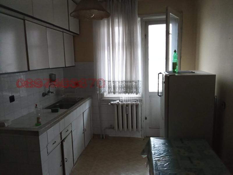 Продава 3-СТАЕН, гр. Шумен, Тракия, снимка 3 - Апартаменти - 53523343