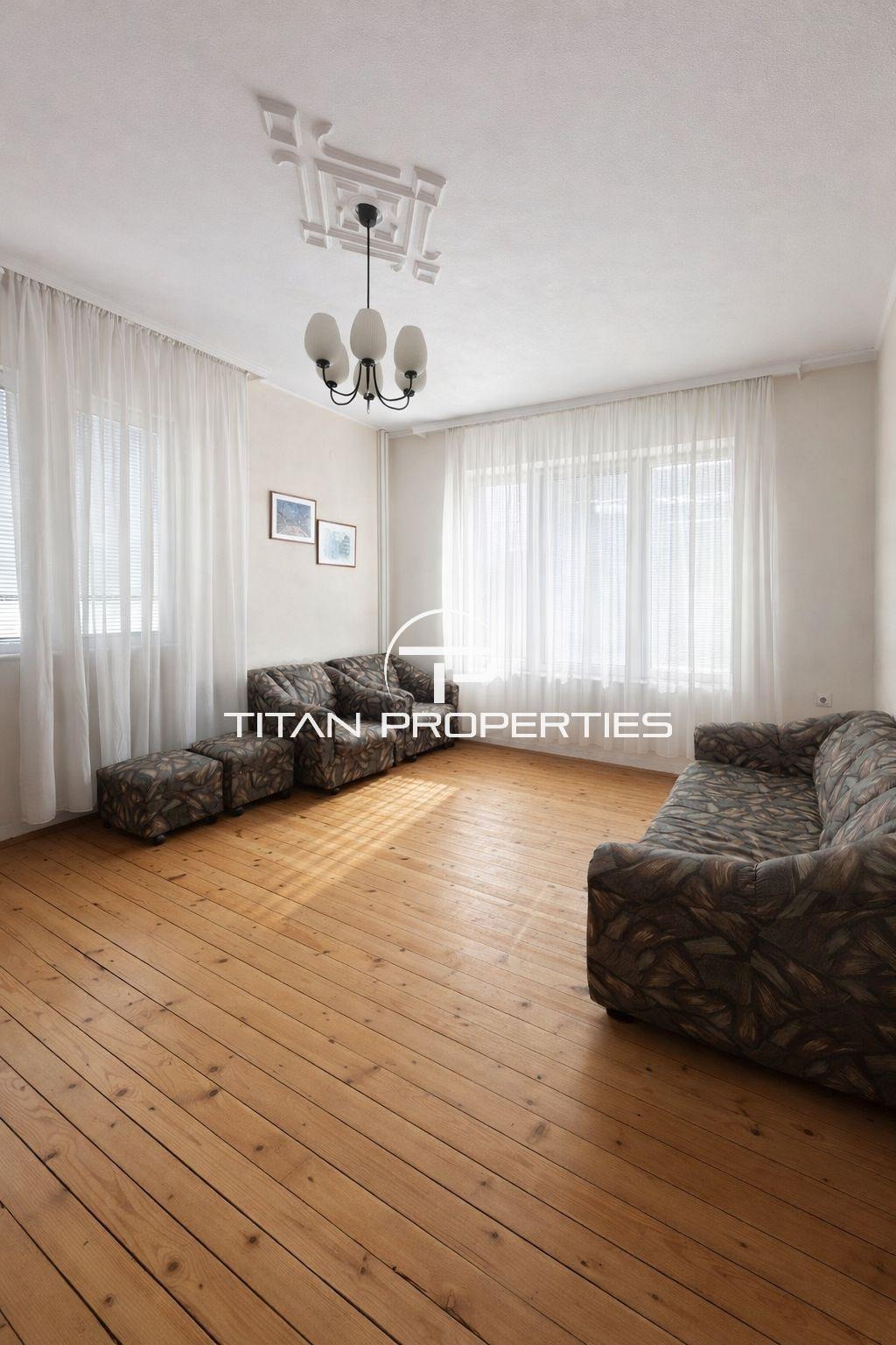Продава 4-СТАЕН, гр. Пловдив, Център