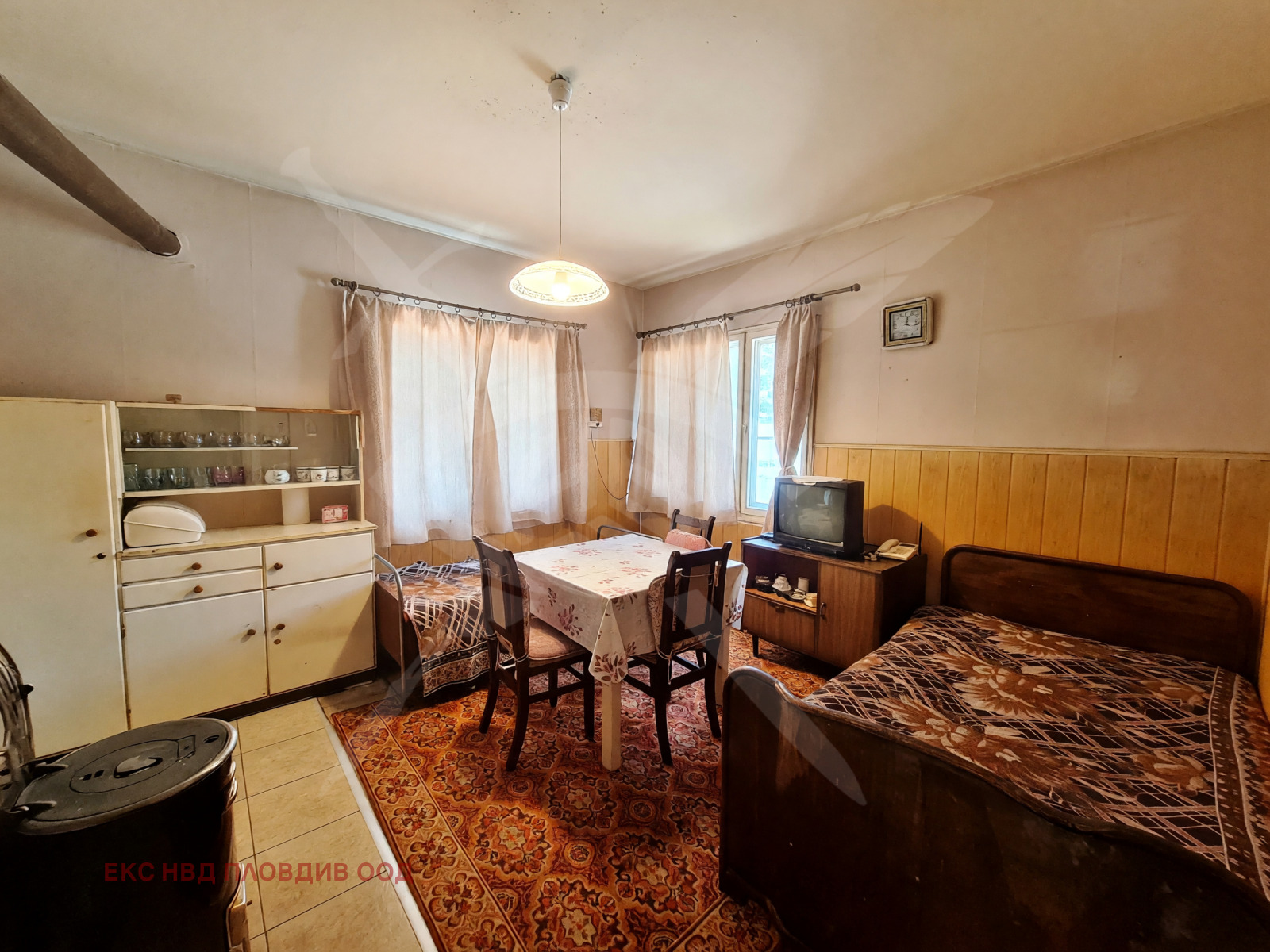 Продава КЪЩА, с. Конуш, област Пловдив, снимка 2 - Къщи - 56405635
