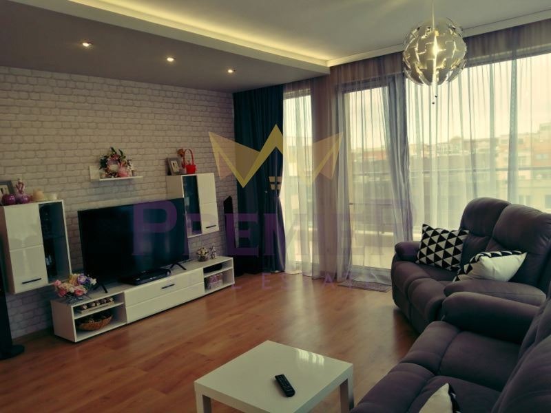 Продава 3-СТАЕН, област Бургас, гр. Поморие • 250000 € / 488957.50 лв. • 87156505 1