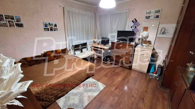 Продава КЪЩА, гр. Добрич, Дунавите, снимка 8 - Къщи - 48994785