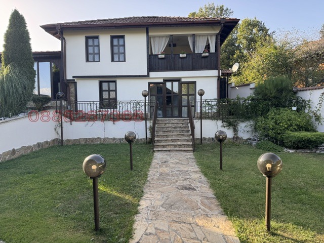 Продава КЪЩА, с. Орешак, област Ловеч