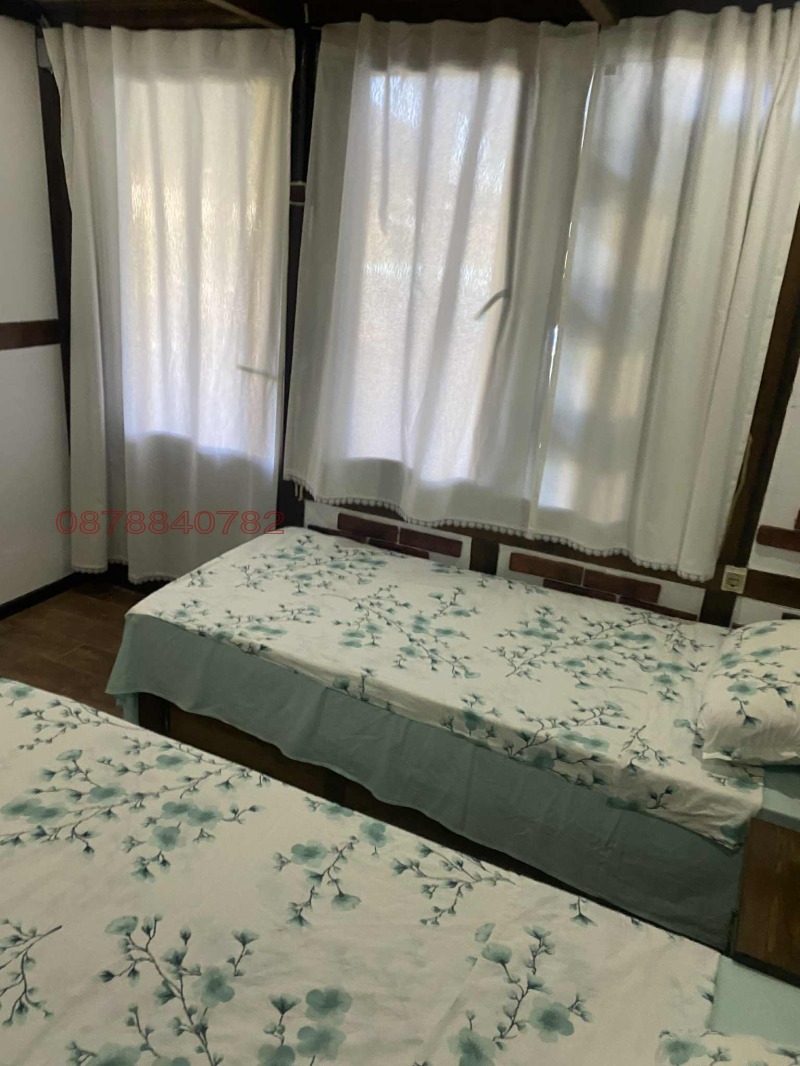 Продава ВИЛА, с. Крапец, област Добрич, снимка 14 - Вили - 52780403