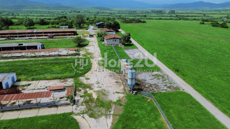 Продава ПРОМ. ПОМЕЩЕНИЕ, гр. Ботевград, област София област, снимка 3 - Производствени сгради - 52613776